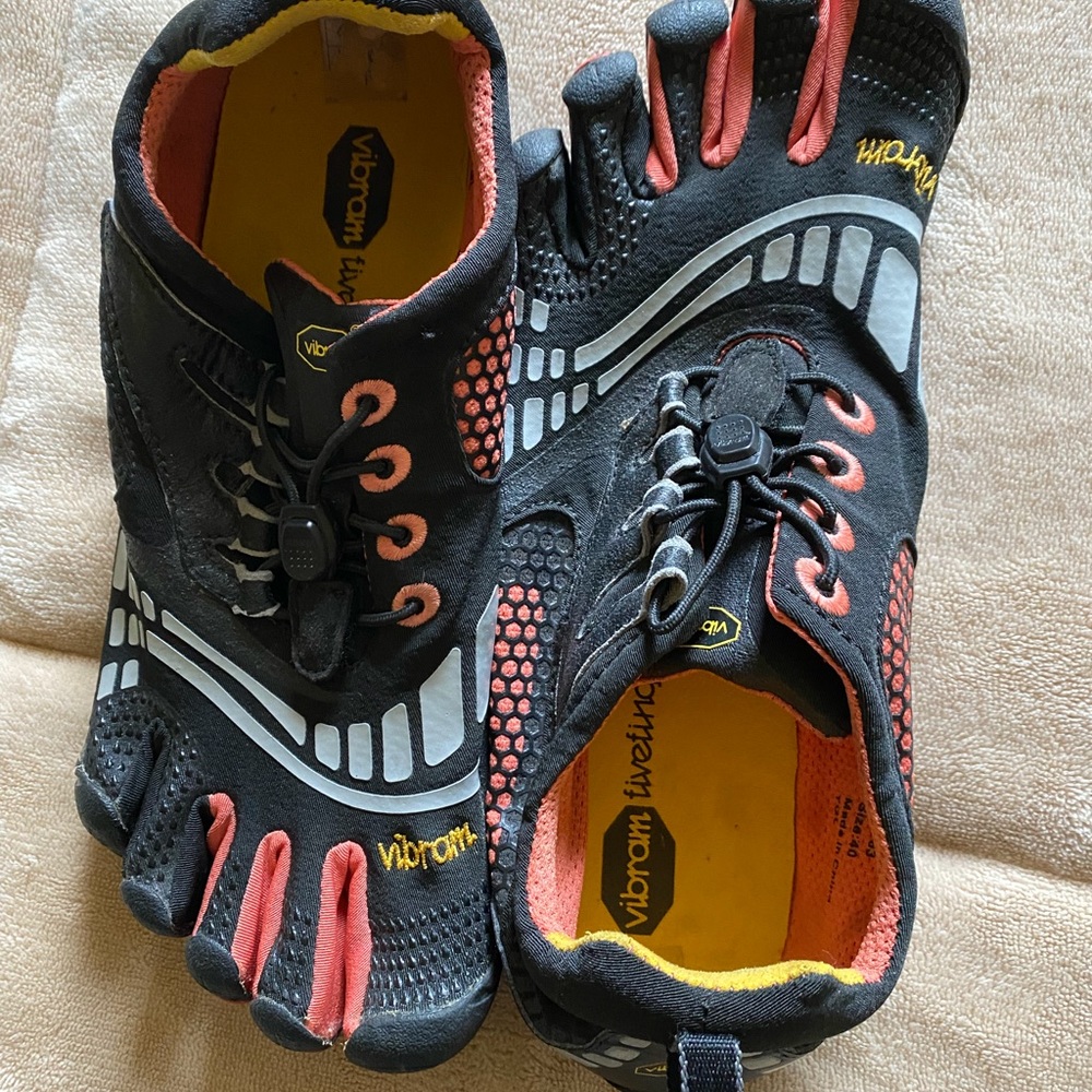 Vibram Five Fingers Toe Shoes